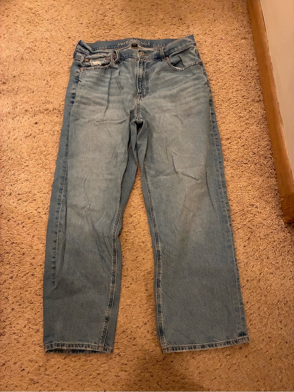 American Eagle Outfitters Women’s Stovepipe Jeans in Light Blue
